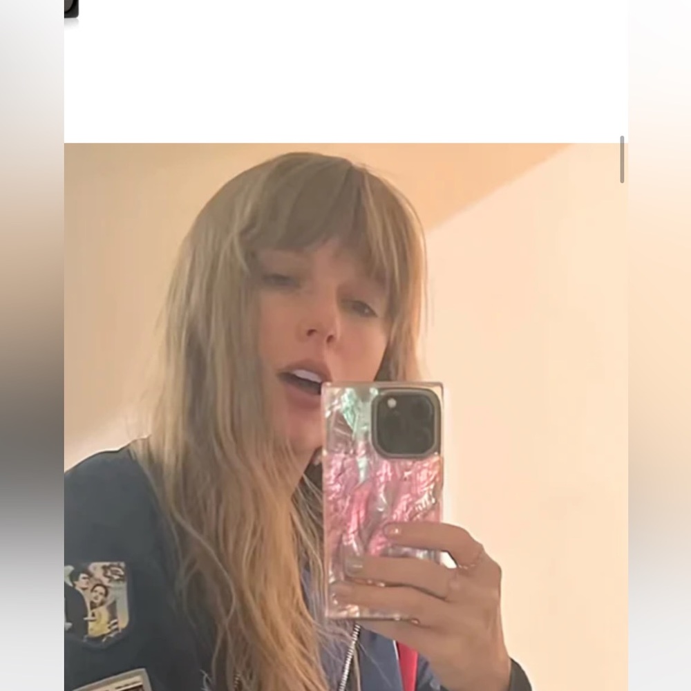 Flaunt mother of pearl iPhone 13 Pro Max case